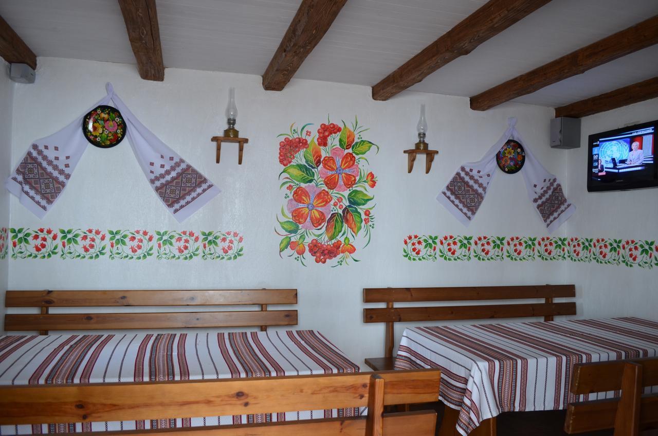 Transit Hotel Дяківці Екстер'єр фото