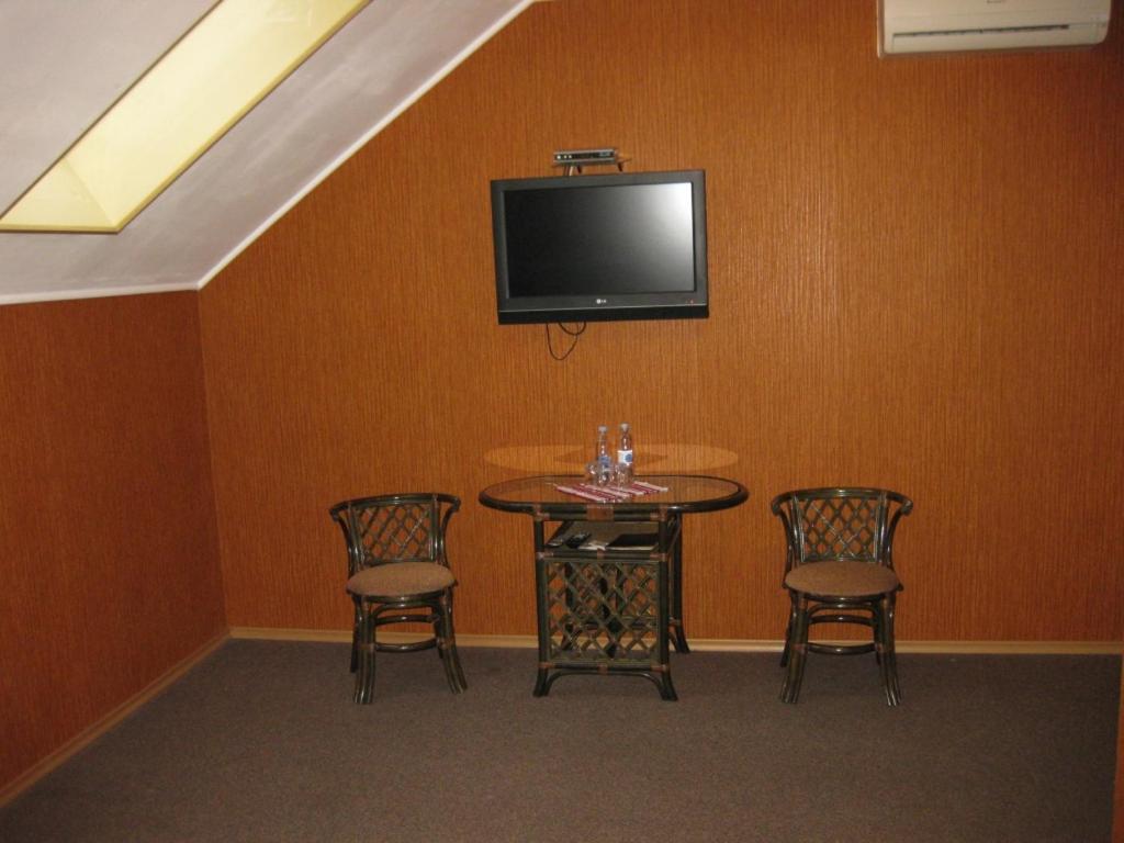 Transit Hotel Дяківці Екстер'єр фото
